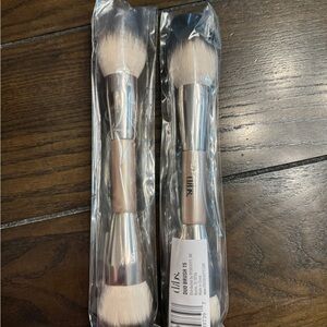 ONE Dibs Beauty Duo Brush